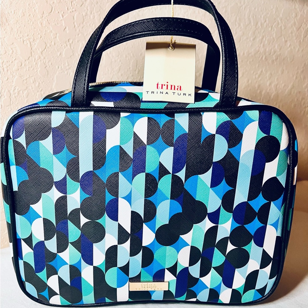 Trina Turk Geometric Cosmetic Travel Case – NWT